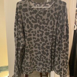 Gray Leopard Print Long Sleeve Top